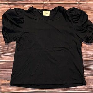 Ellie Classic Black Short Sleeve Top